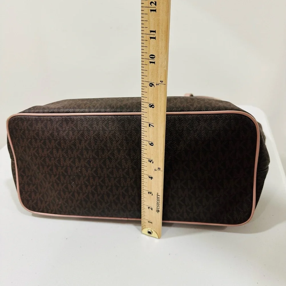 MICHAEL KORS Jet‎ Set Signature Large Travel Tote Brown
